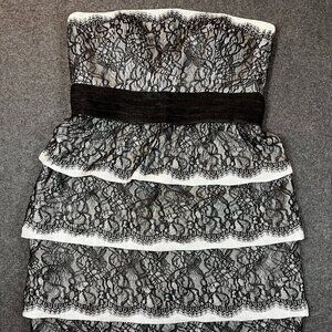Maggy London sz 12 Black tiered lace strapless dress romantic feminine